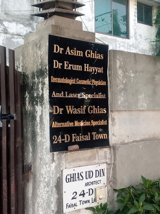 Dermatologist Clinic ( Dr. Asim Ghias )